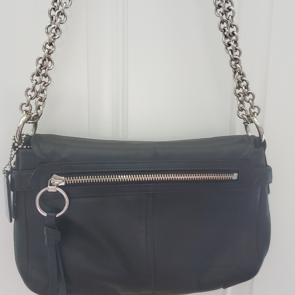 Coach black soft leather purse in good condition with silver hardware - Picture 8 of 10